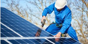 Installation Maintenance Panneaux Solaires Photovoltaïques à Flagnac